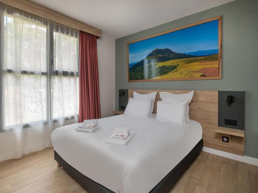 The Originals City, Hotel Des Volcans Champs  ภายนอก รูปภาพ